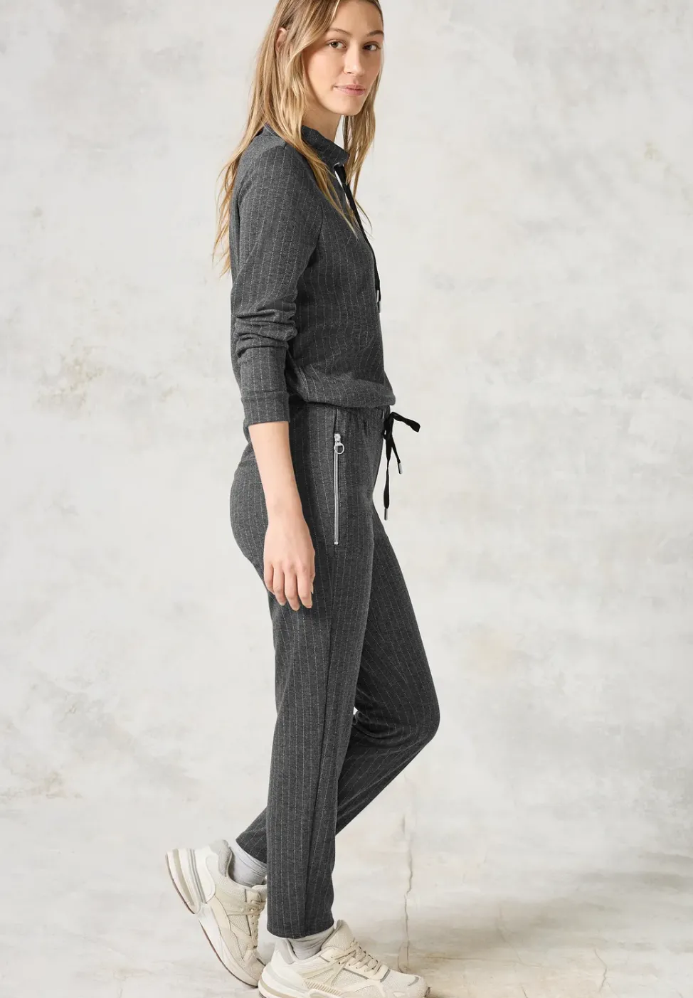 Hose im Nadelstreifen-Look