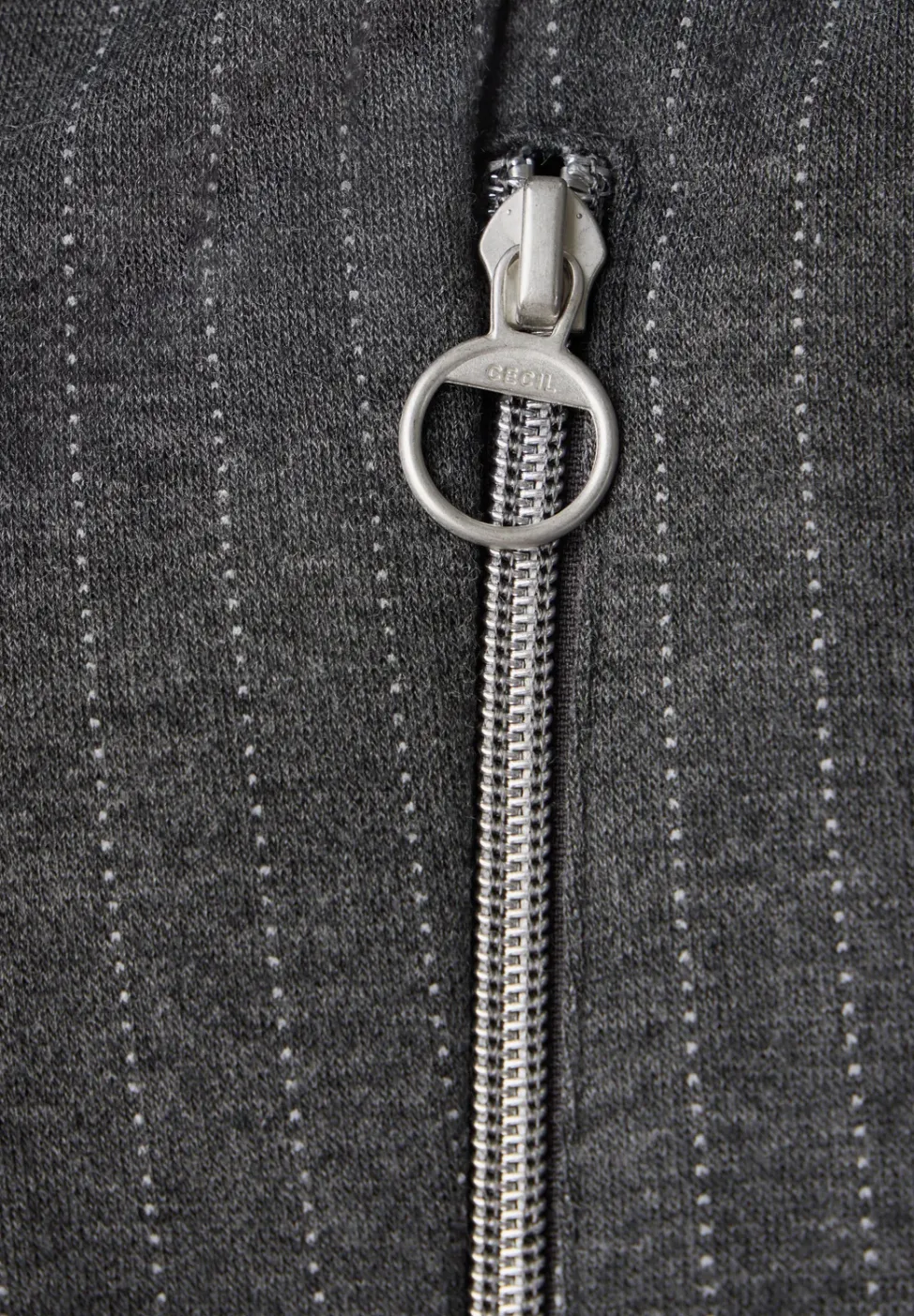 Hose im Nadelstreifen-Look