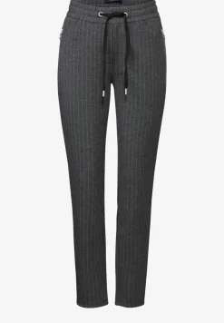 Hose im Nadelstreifen-Look
