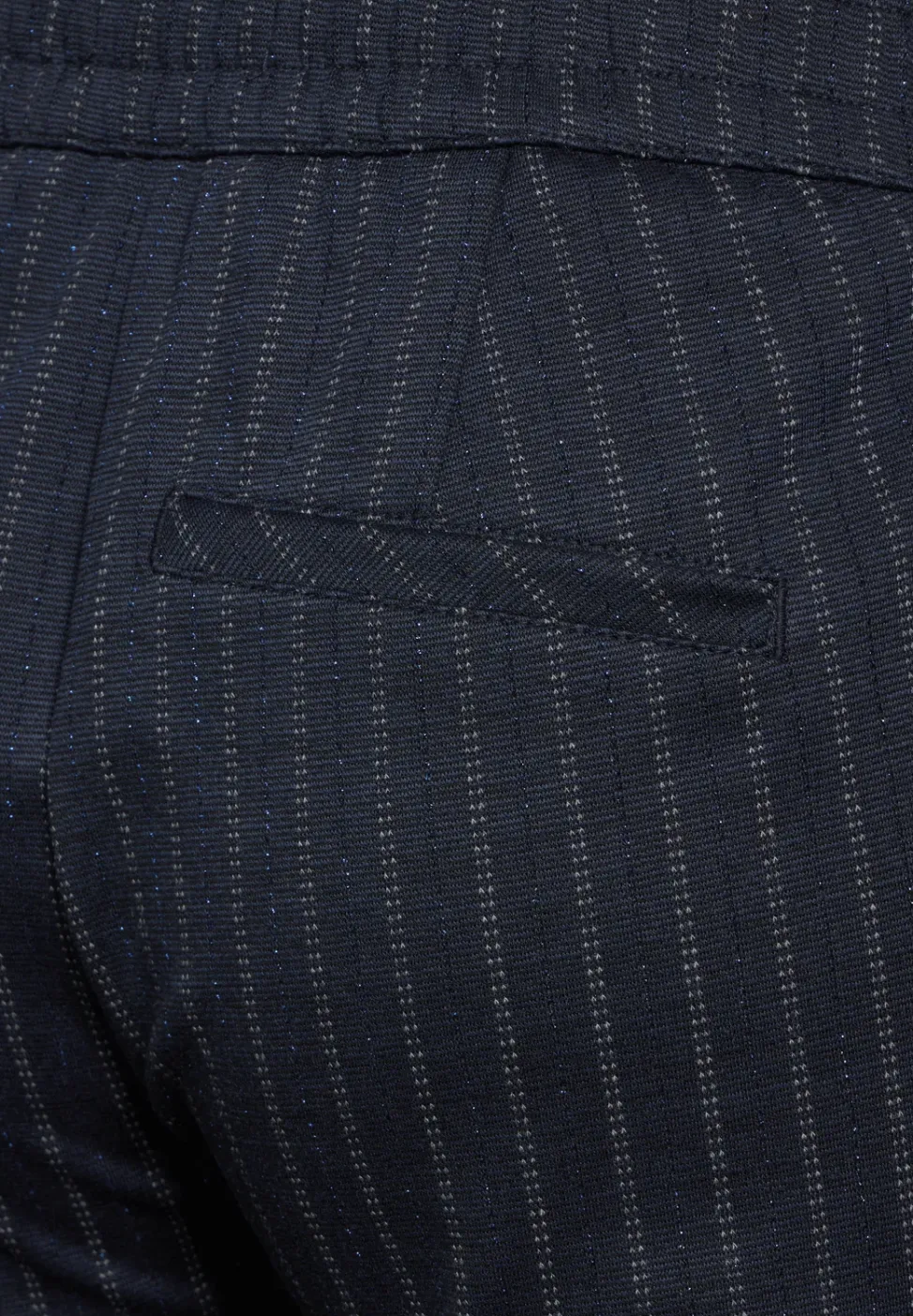 Hose im Nadelstreifen-Look
