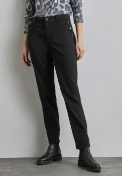 Hose im Slim Fit