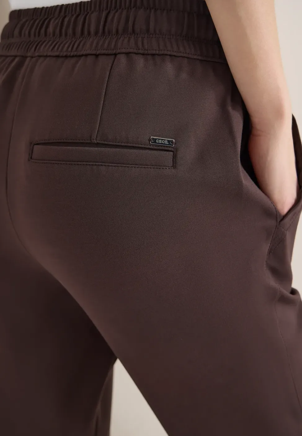 Hose in Unifarbe