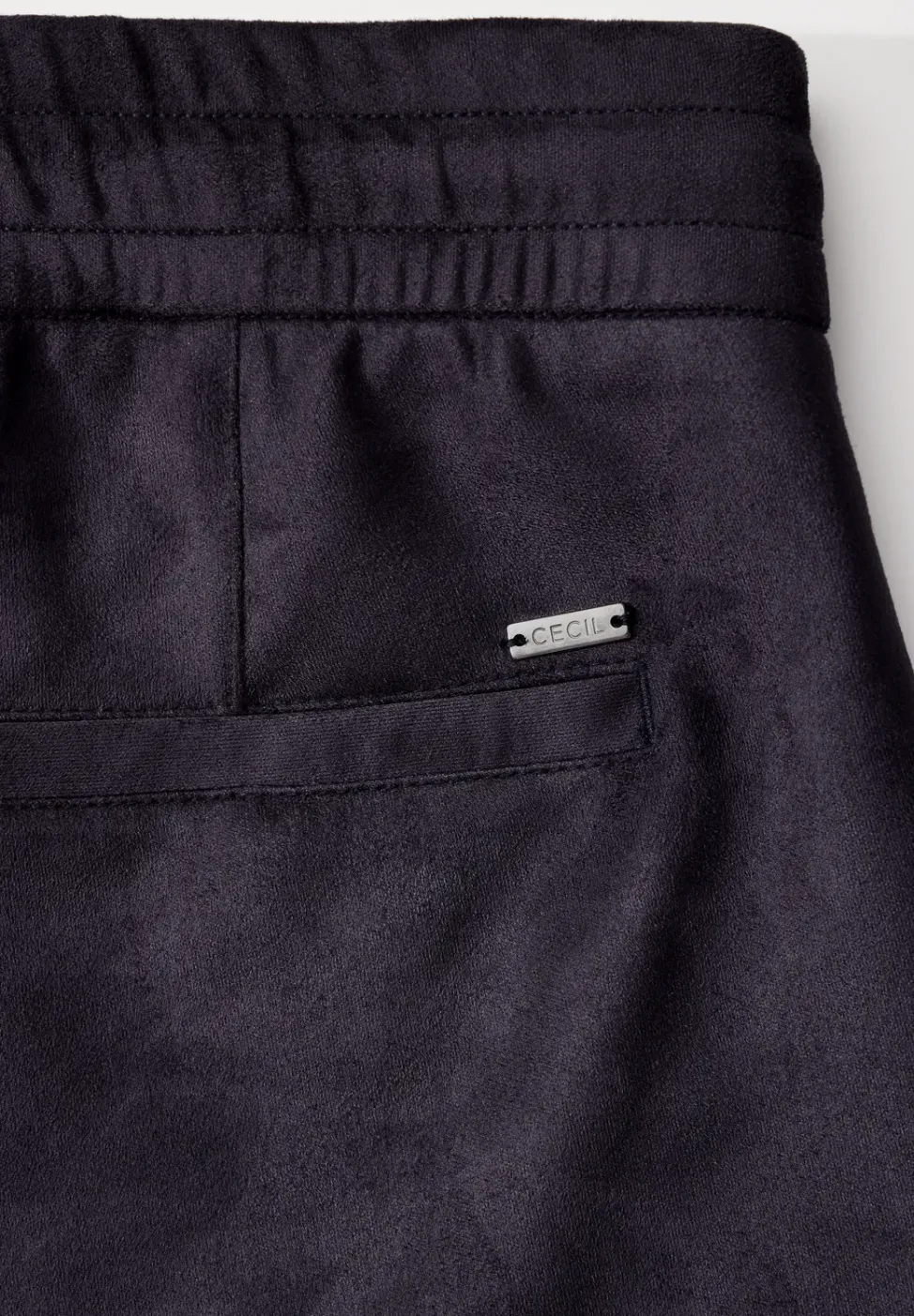 Hose in Velours-Optik