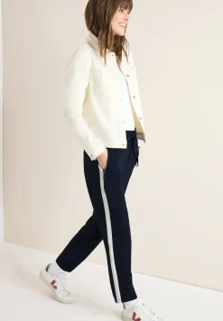 Hose mit Color Block Tape