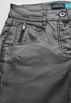 Hose mit Glanzeffekt