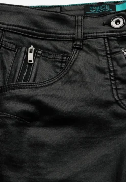 Hose mit Glanzeffekt