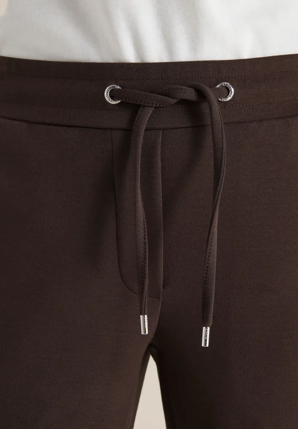 Hose mit Tape-Detail