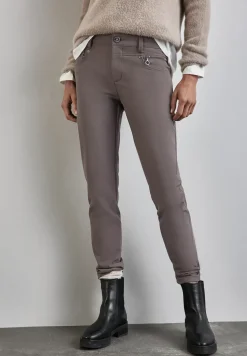 Hose mit Zipper Details