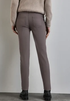 Hose mit Zipper Details