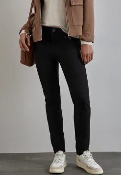 Hose mit Zipper Details
