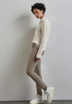 Hose mit Zipper Details