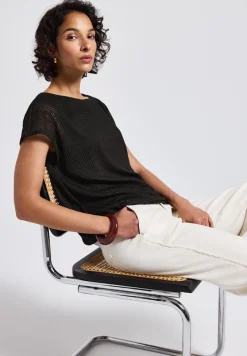 2-in-1 Mesh T-Shirt