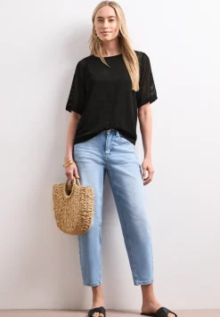 2-in-1 Shirt aus Mesh mit U-Boot-Ausschnitt