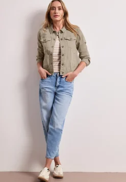 Jacke im Colored-Denim-Look mit Taschen