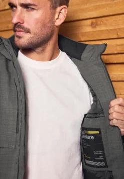 Jacke mit abnehmbarer Kapuze