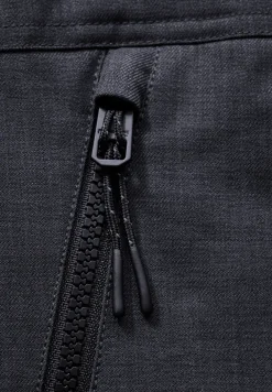 Jacke mit abnehmbarer Kapuze