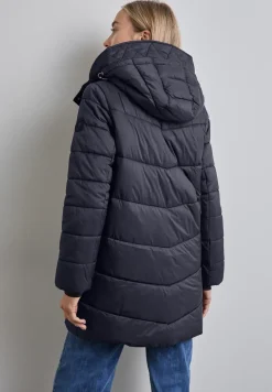 Jacke mit abnehmbarer Kapuze
