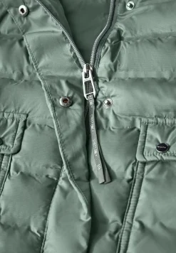Jacke mit abnehmbarer Kapuze