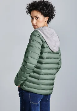 Jacke mit abnehmbarer Kapuze