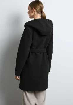 Jacke mit Kapuze