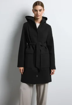 Jacke mit Kapuze
