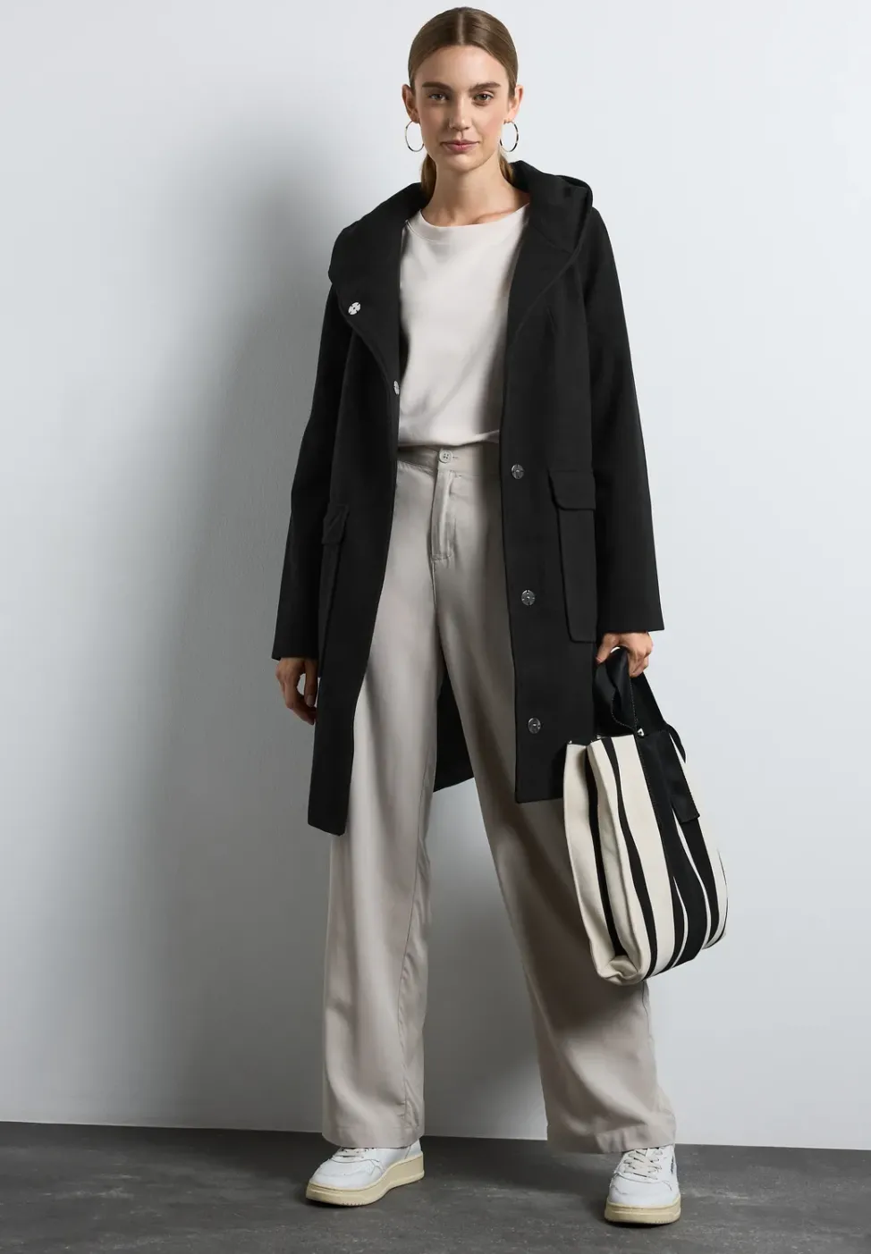 Jacke mit Kapuze