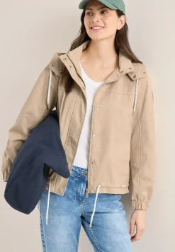Jacke mit Kapuze und Tunnelzug