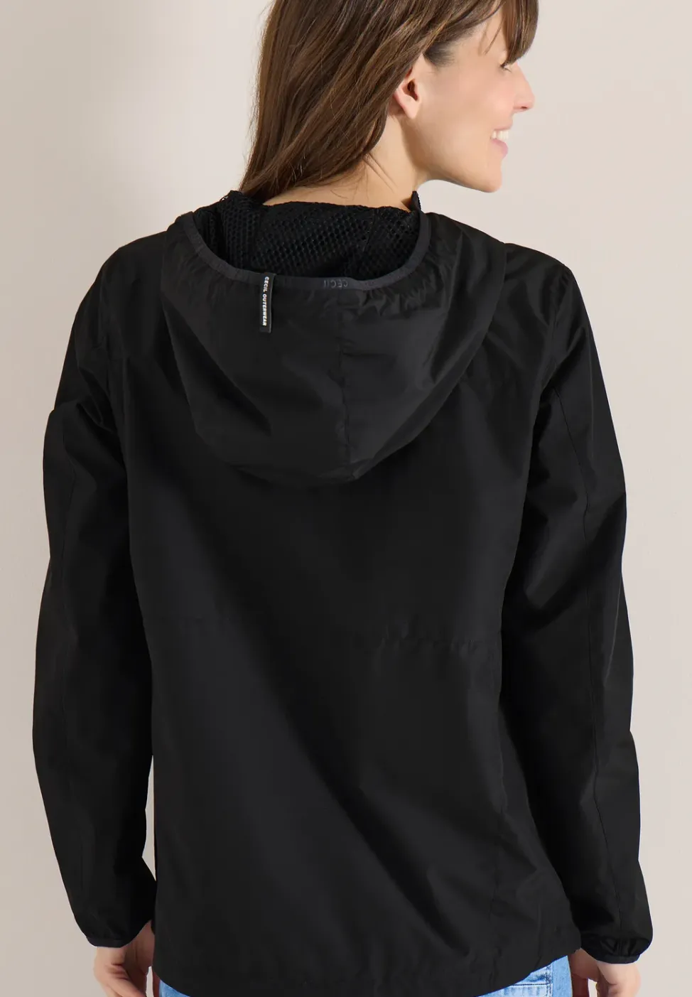 Jacke mit Kapuze und Tunnelzug
