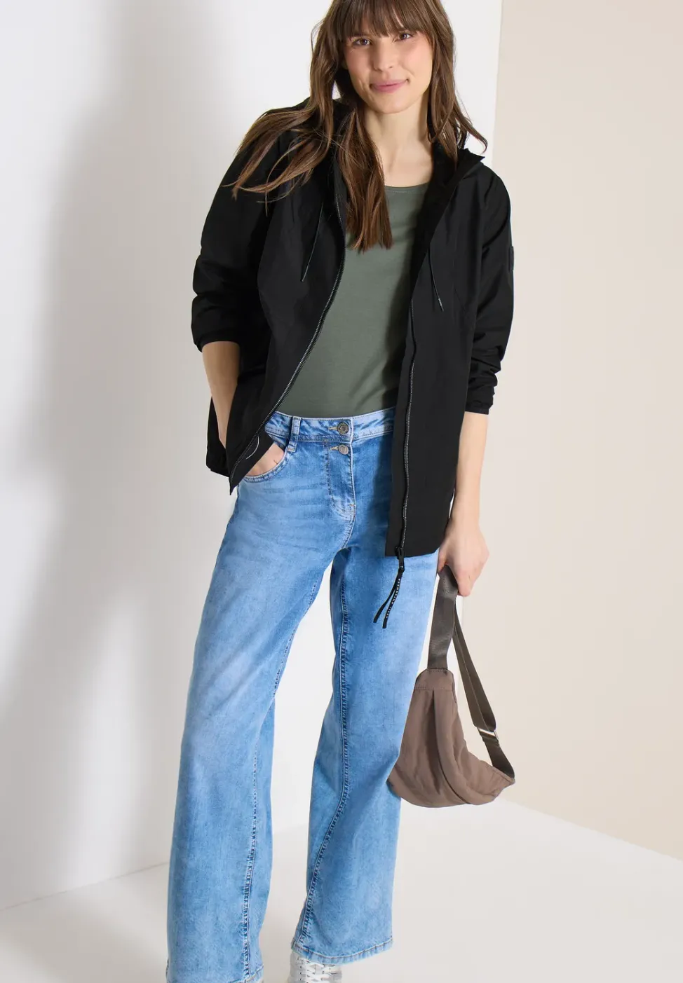 Jacke mit Kapuze und Tunnelzug