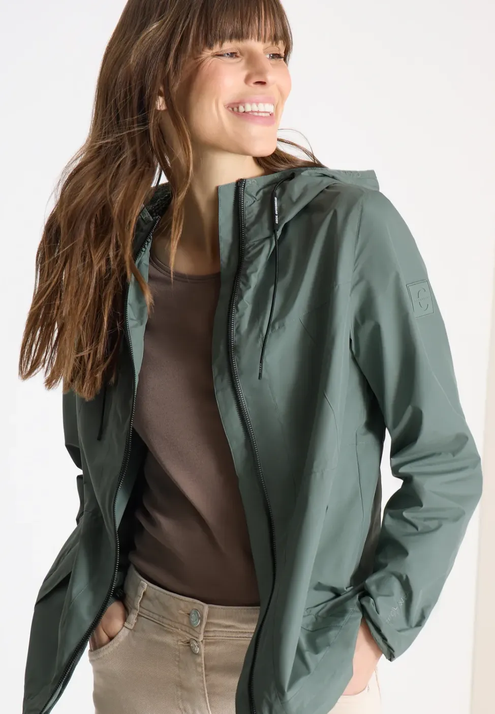 Jacke mit Kapuze und Tunnelzug
