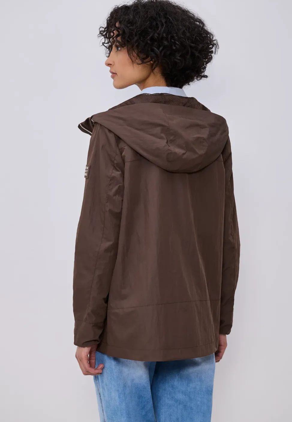 Jacke mit Kapuze und Zipper