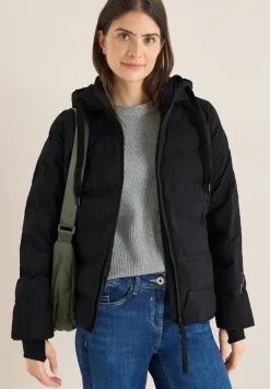 Jacke mit moderner Steppung