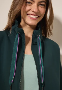 Jacke mit Stehkragen