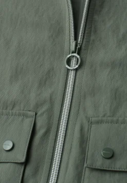 Jacke mit Stehkragen und Zipper