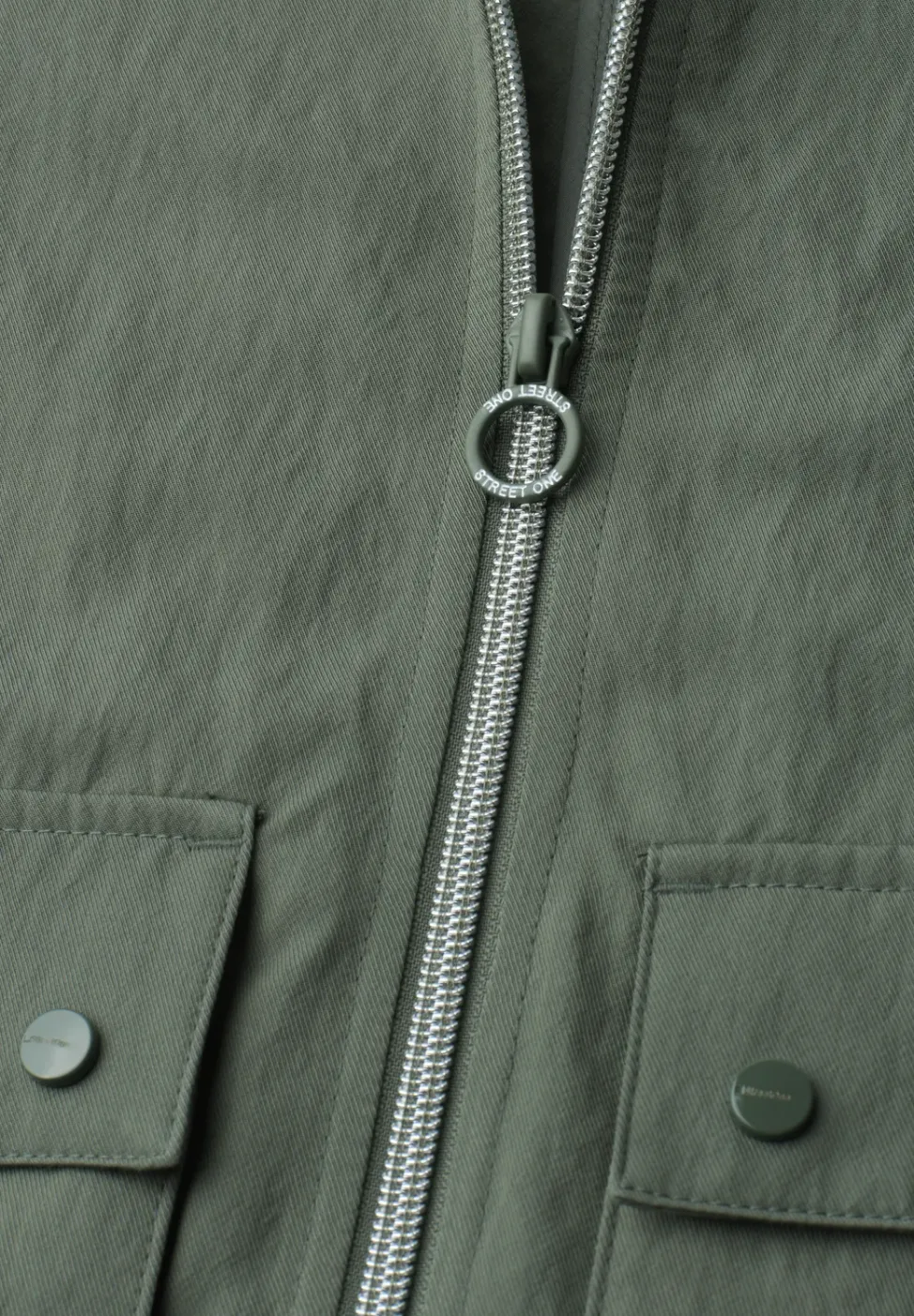 Jacke mit Stehkragen und Zipper
