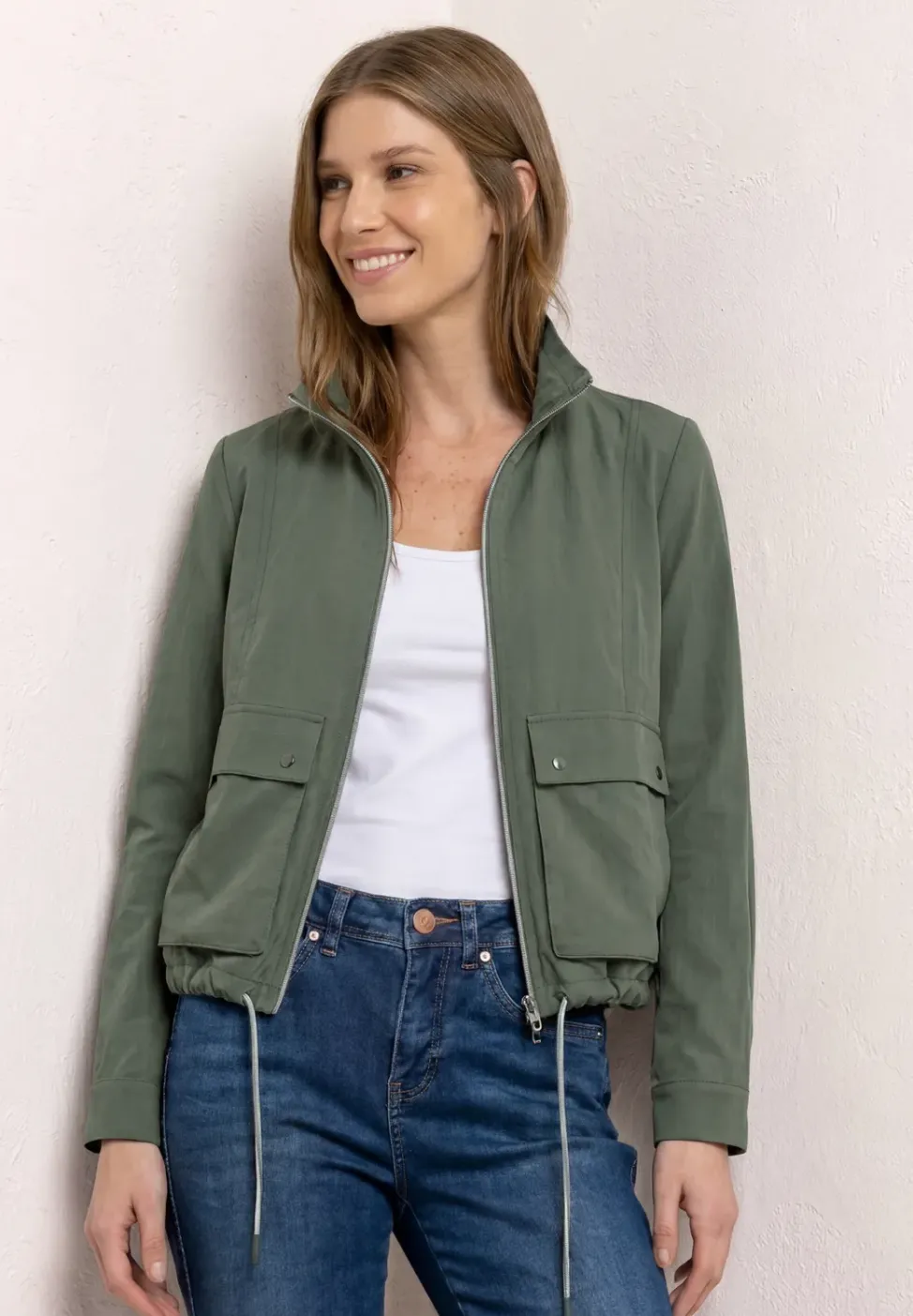 Jacke mit Stehkragen und Zipper