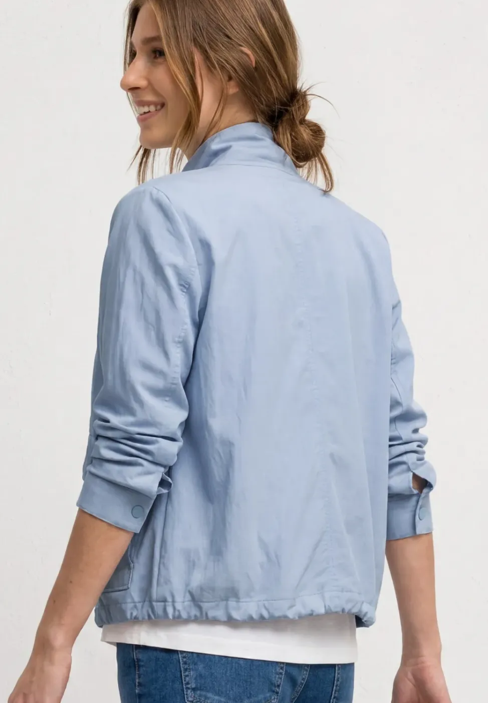 Jacke mit Stehkragen und Zipper