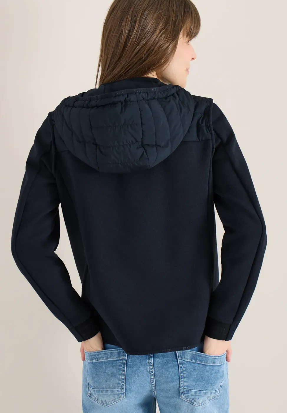 Jacke mit Strukturmix und Kapuze