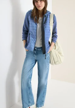 Jacke mit Strukturmix und Kapuze