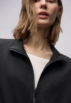 Jacke mit Tunnelzug