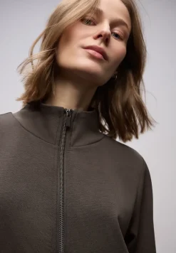 Jacke mit Tunnelzug