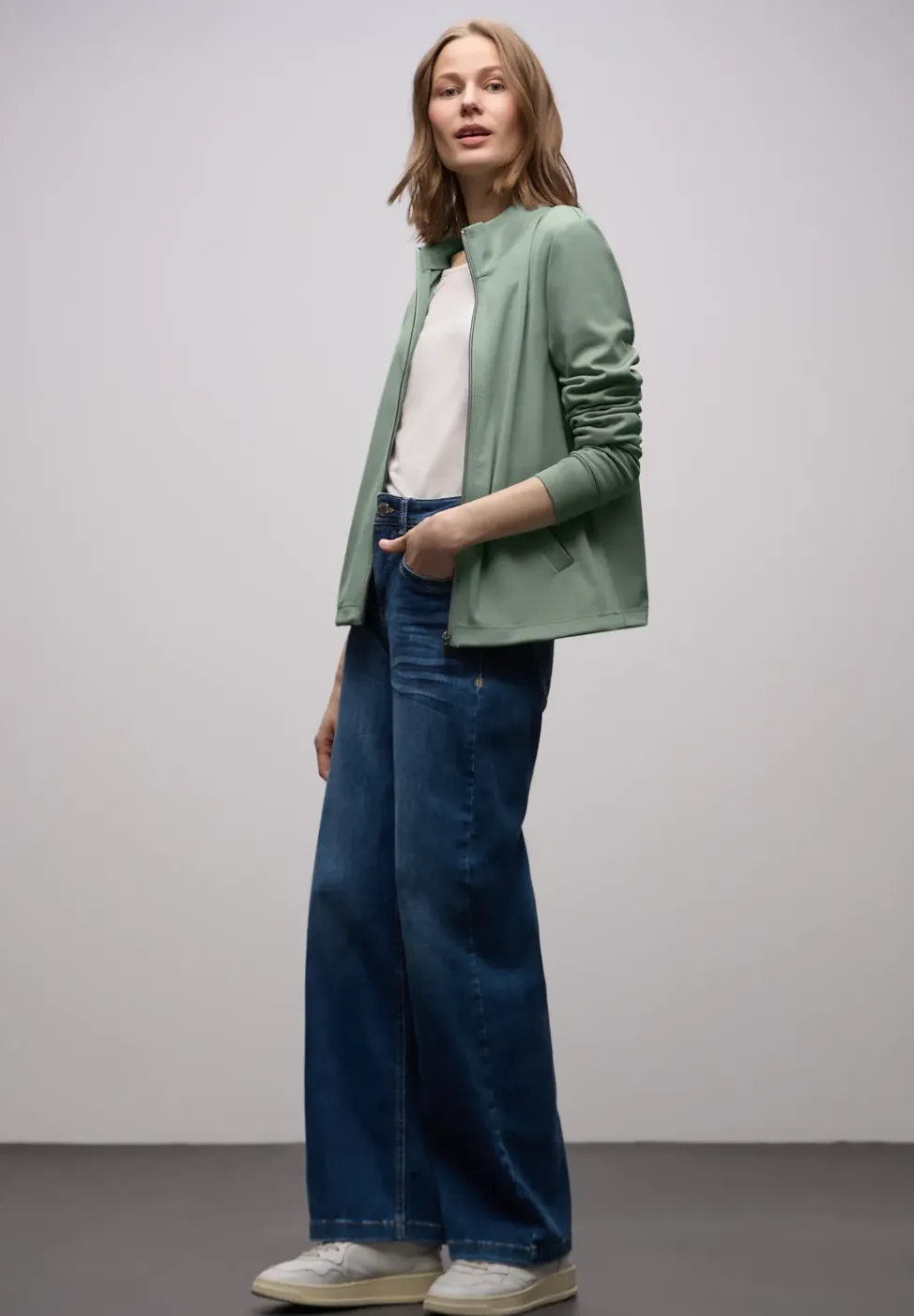Jacke mit Tunnelzug