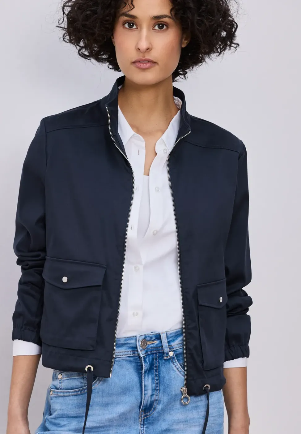 Jacke mit Tunnelzug und Zipper