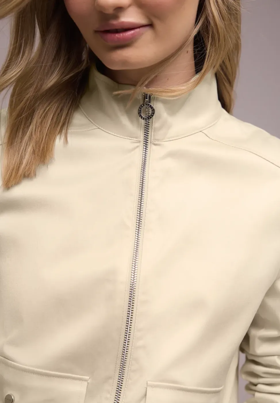 Jacke mit Tunnelzug und Zipper