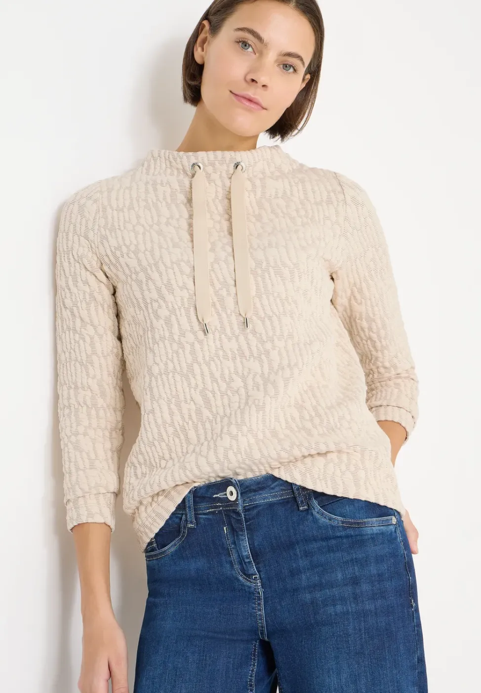 Jacquard Funnel Neck Shirt