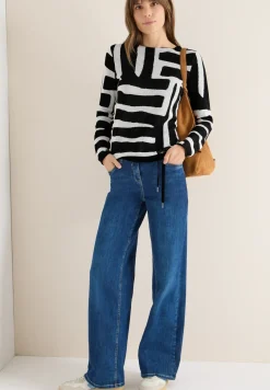 Jacquard Pullover