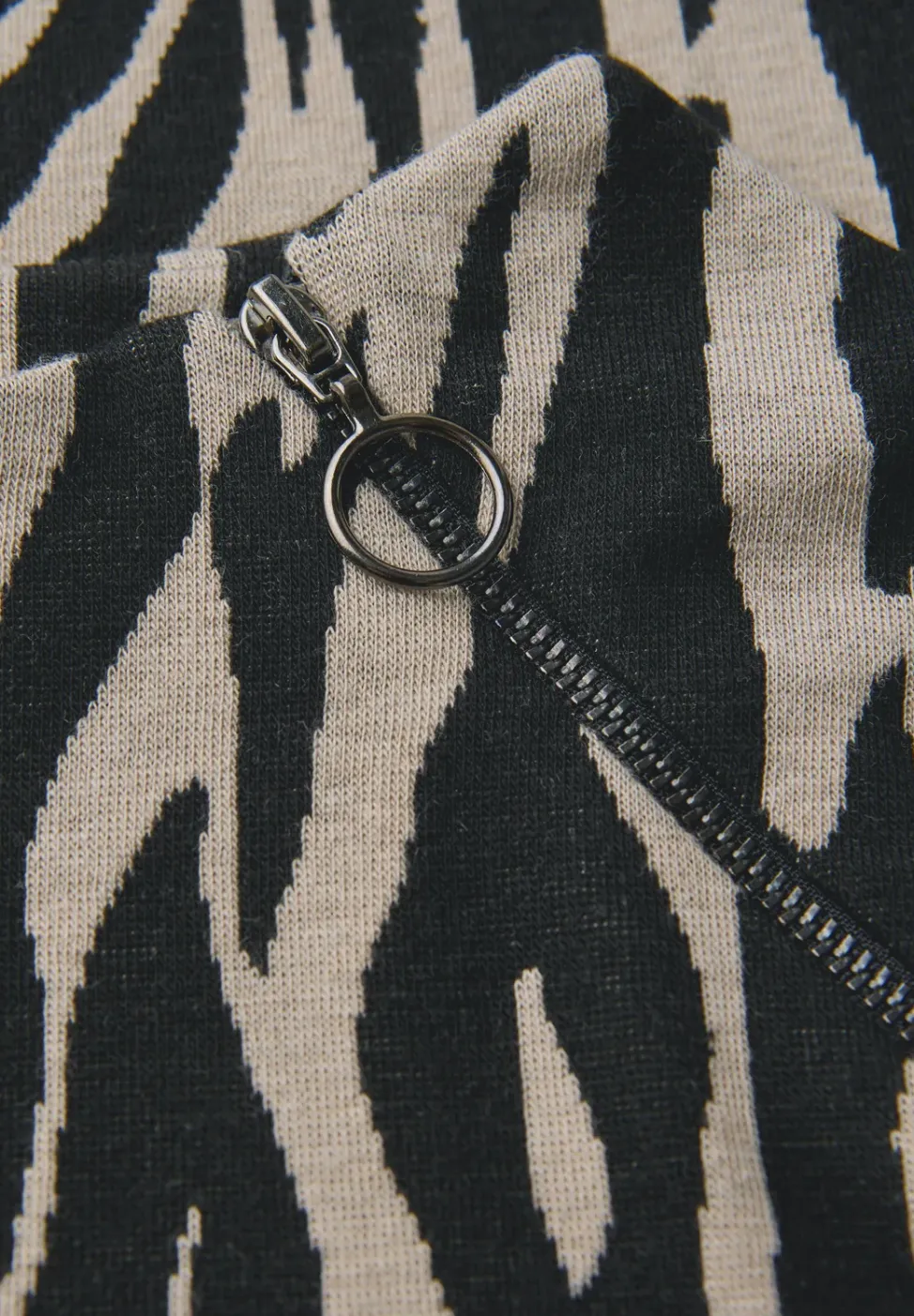 Jacquard Shirt mit Zipper
