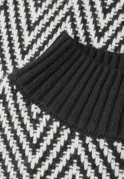 Jacquard Turtleneck Pullover
