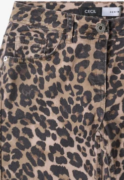 Jeans im Leo-Look