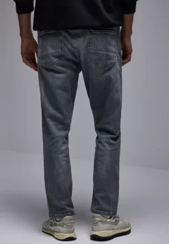 Jeans im Regular Fit
